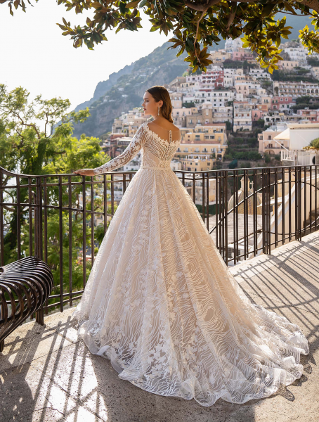 Wedding dress / J-922