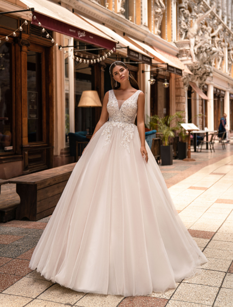Wedding dress / J-946